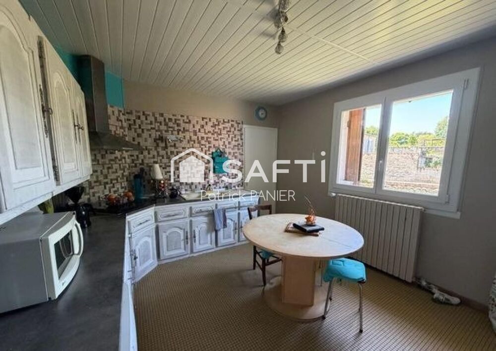Vente Maison Maison 110 m² + dépendances Availles-sur-chize