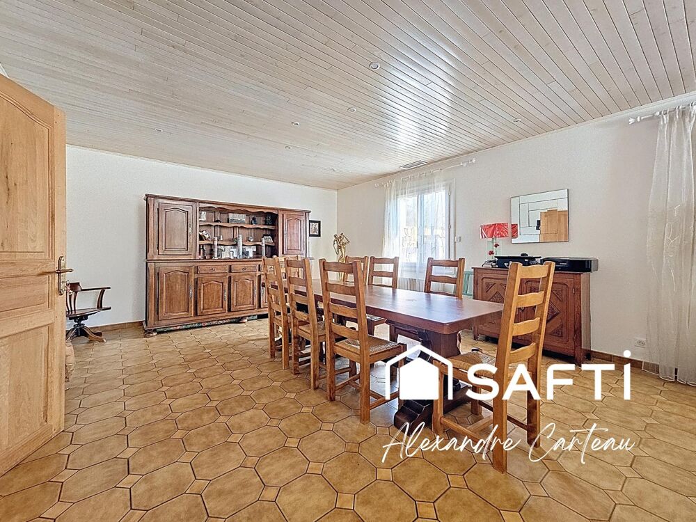 Maison 145 m², piscine, grand garage, 1500 m² de terrain