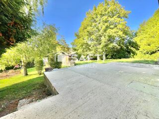  Maison � vendre 8 pi�ces 236 m�