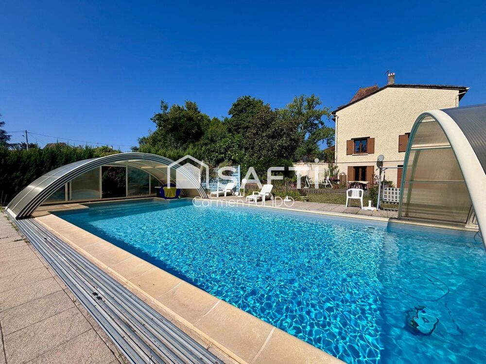Vente Maison Maison de charme : 7 chambres, garage, jardin et piscine dans un environnement paisible à proximité des comoditées. Margueron