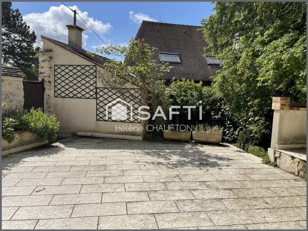 Ensemble de deux maisons totalisant 288 m² et 7 chambres sur un jardin clos de 1293m².