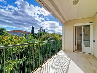 Vente Appartement Appartement T6 5 chambres 121 m² terrasse et jardin Sauvian