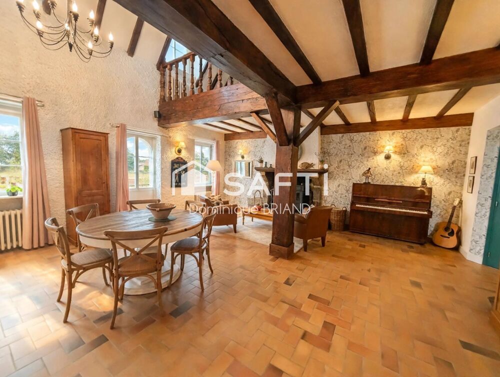Vente Maison Ancien bar transformé en maison en pierre d'habitation  au cœur de Tréguier Treguier