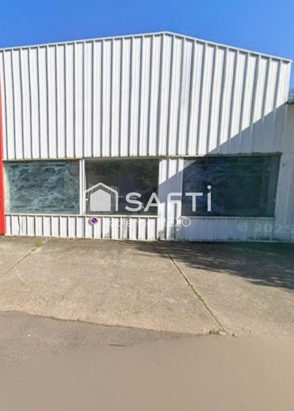 Vente Parking/Garage À vendre – Grand garage / espace de stockage d'environ 85 m² – Secteur Faulquemont Faulquemont
