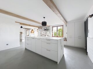  Maison � vendre 6 pi�ces 205 m�