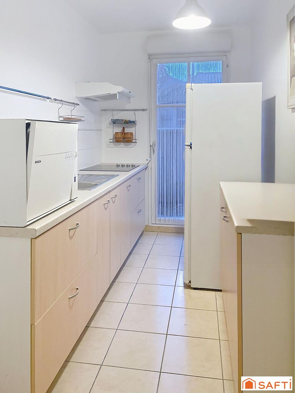 Vente Appartement Appartement T3 - 63.5 m2 - RDC terrase de 15 m2 - proche tous commerces - écoles - RER C Etampes