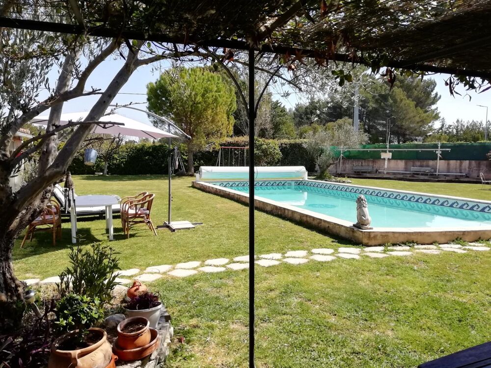 Maison familiale avec piscine à Puyricard