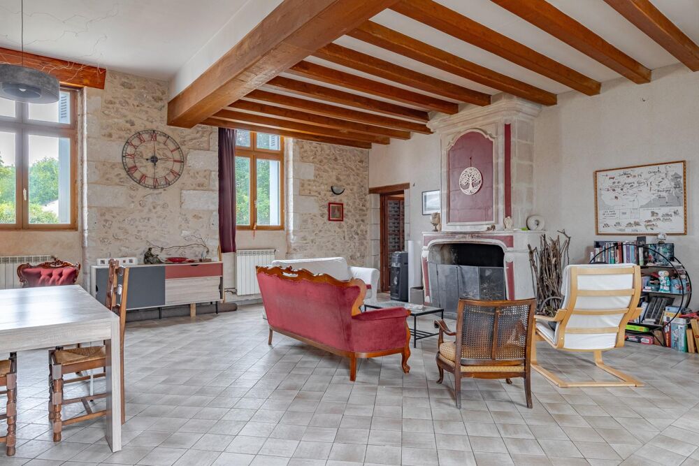Vente Maison Ancienne école-11 chambres-2 gîtes-Proche Langeais Avrille-les-ponceaux
