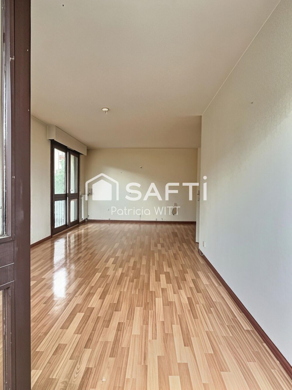 Vente Appartement Coup de cœur assuré pour ce T2 de 56,50 m² à rénover entièrement, et son grand balcon Annemasse