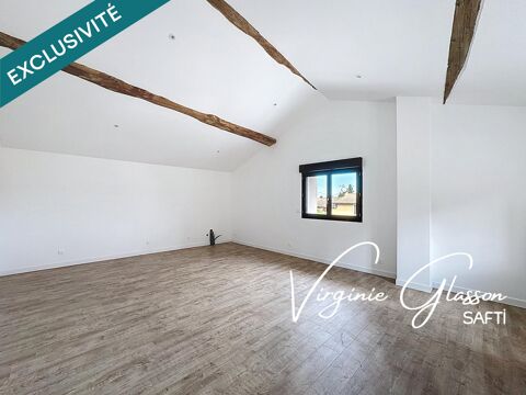   Grand local commercial avec vitrine et grande surface 