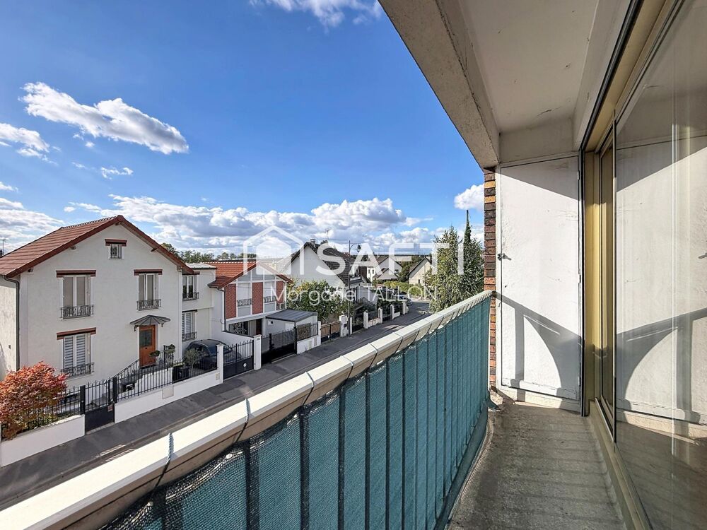 Vente Appartement Deux pièces au dernier étage avec terrasse et box Maisons-alfort