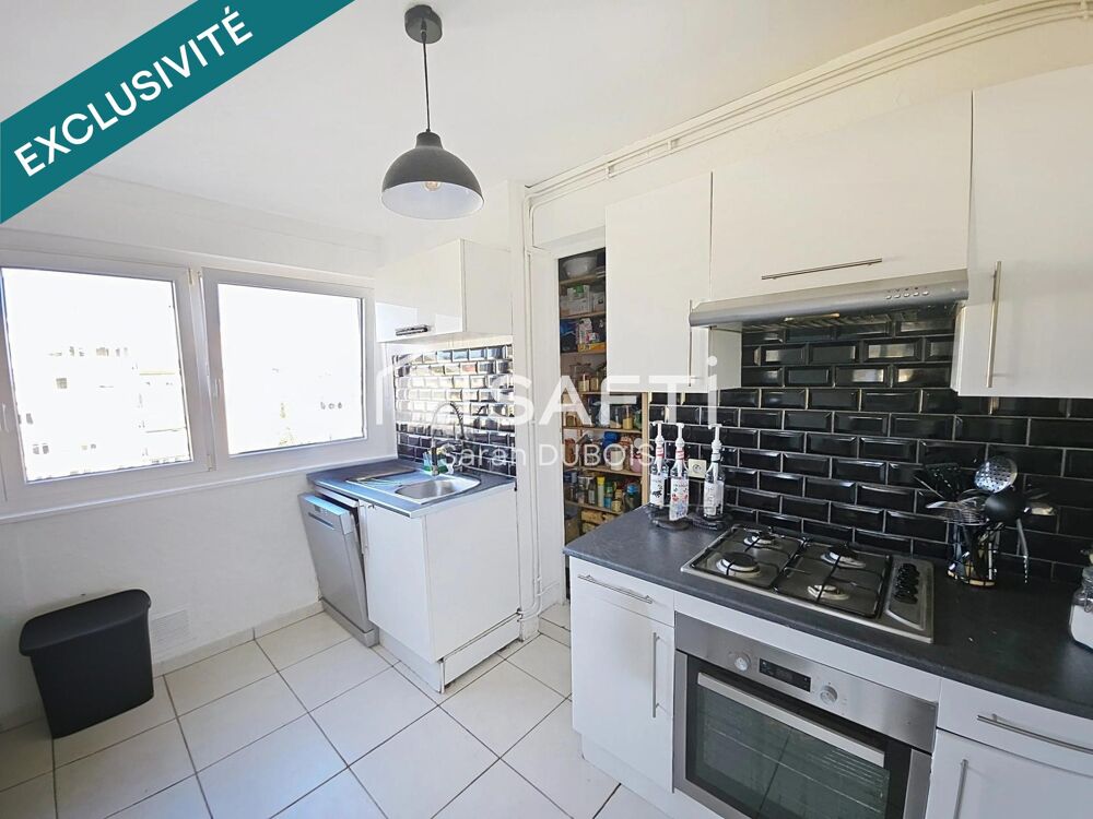 Vente Appartement DANS PARC FERME T5 A 2 PAS DU METRO DE L'EGLISE Oullins