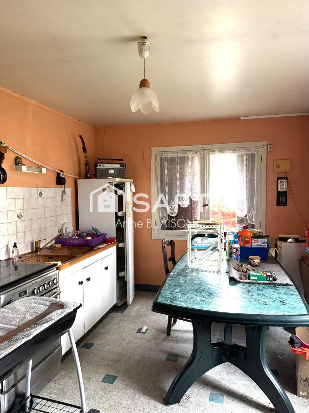 Petite maison mitoyenne à rénover  Saint-Fromond