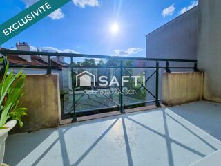 Vente Appartement Rue DANTON - Bel appartement avec 2 balcons et double parking Le kremlin-bicetre