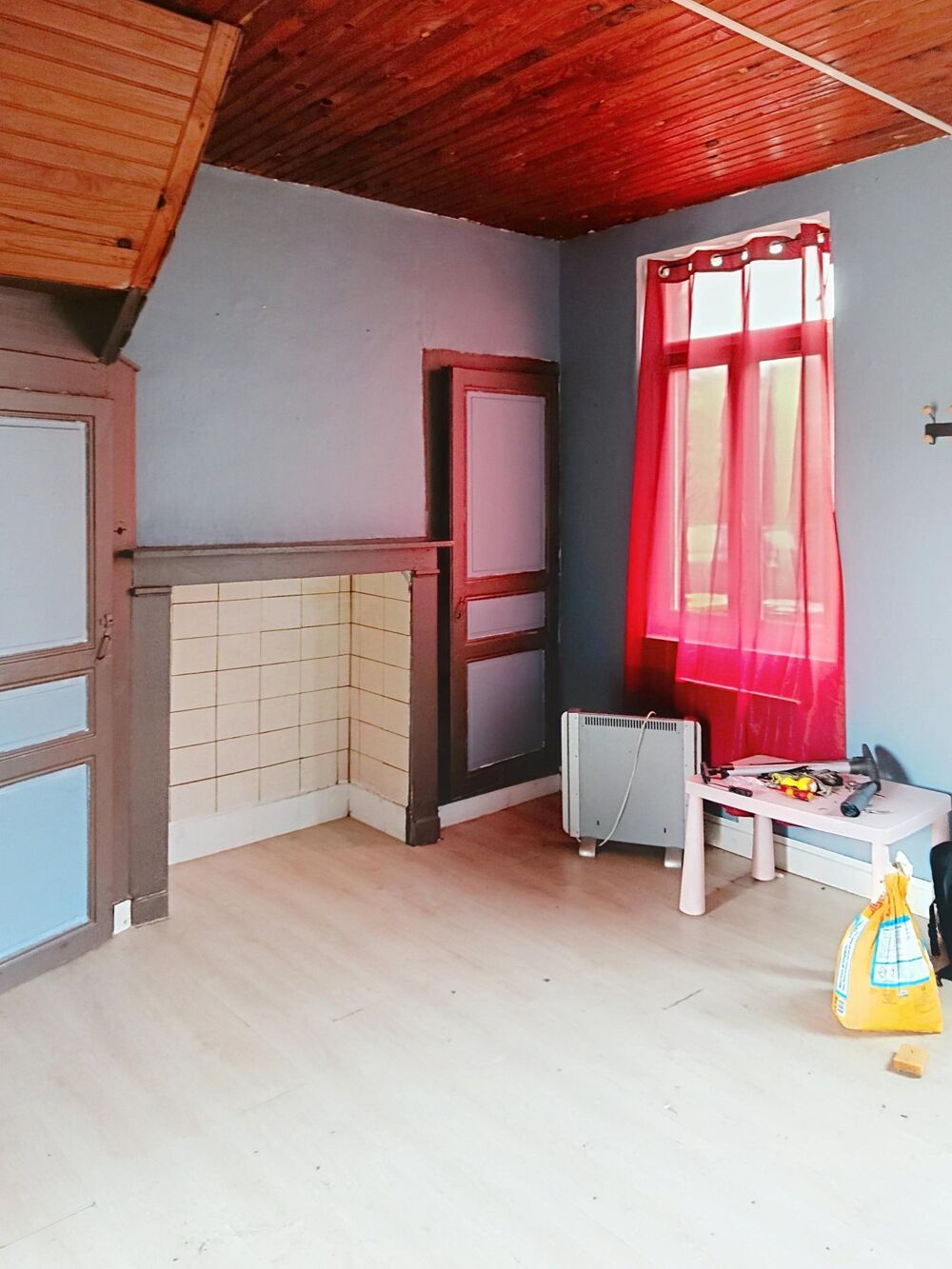 Maison 3 pièces à rénover  2 chambres  Jardin  Proche commerces