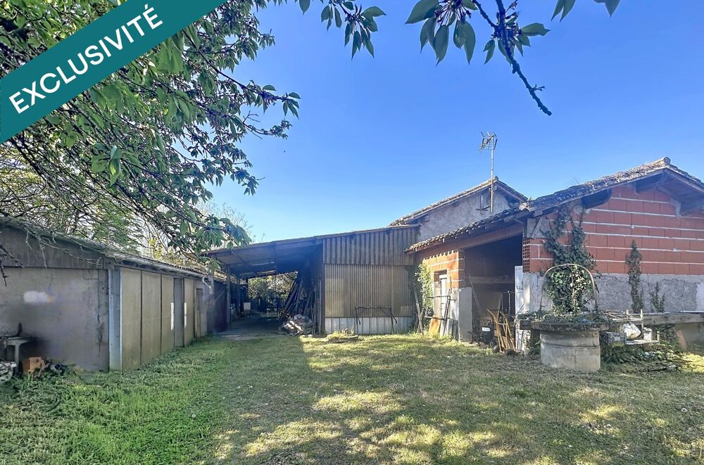 Maison et annexe à rénover à prix abordable sur un terrain d'environ 2000 m²