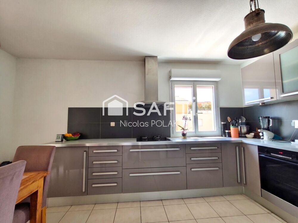 Vente Appartement A vendre appartement 3 pièces de 75 m² Saint-raphael