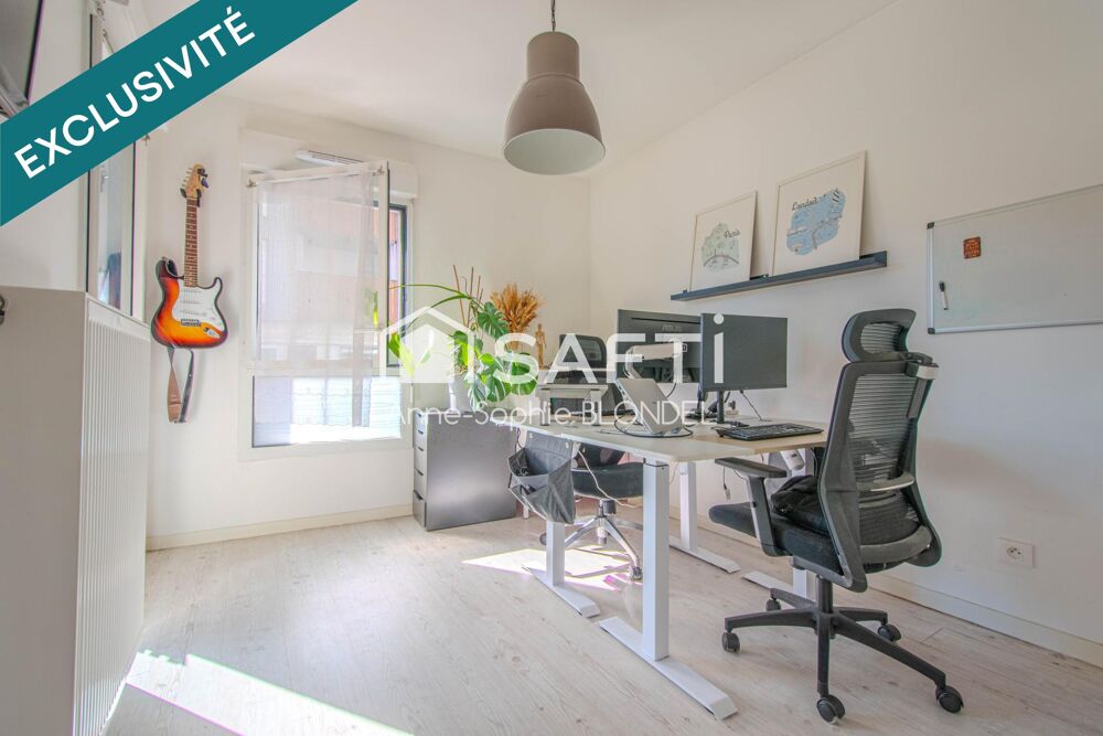 Vente Appartement BORDEAUX BASSINS A FLOTS Appartement 2 chambres, balcon, parking Bordeaux