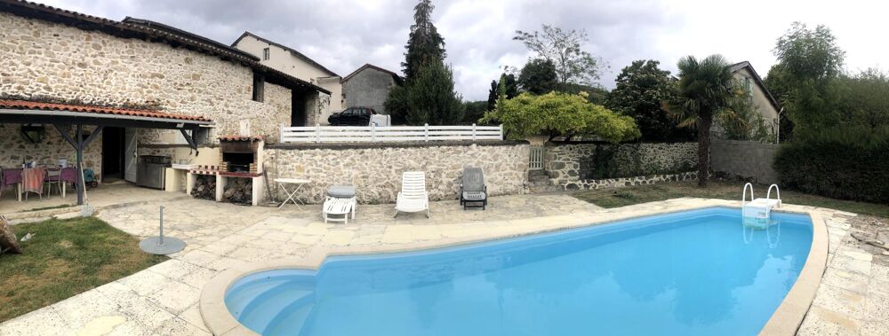 Maison sur beau terrain avec piscine et jolie grange à rénover !