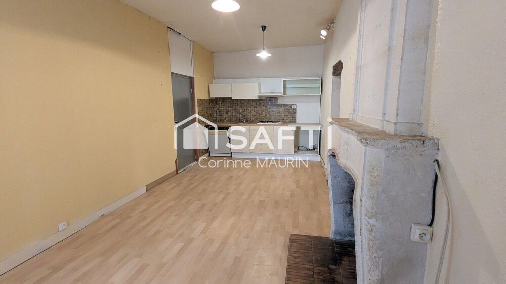 Vente Immeuble Rare sur le secteur : immeuble 3 niveaux � r�inventer pour forte rentabilit�. Barbezieux-saint-hilaire