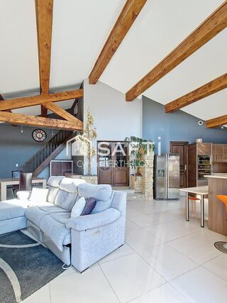  Maison � vendre 9 pi�ces 219 m�