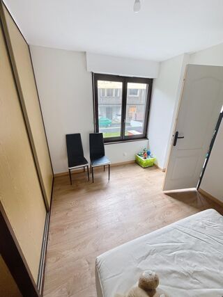  Appartement � vendre 5 pi�ces 79 m�