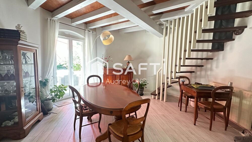 Maison de caratère de 173 m² sur terrain arboré de 3 100 m²  Environnement bucolique