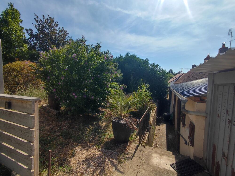 Maison avec terrain et garage neuf 20 km de Pouilly et 11 km de Prémery
