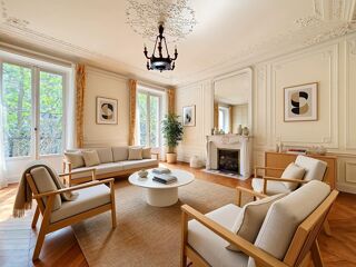  Appartement à vendre 6 pièces 148 m²