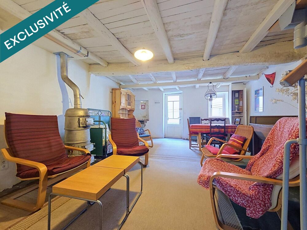 Vente Maison Une maison de caractère avec deux terrasses, superbe cave voûtée et plus de 1 150 m² de terrain, au cœur de Camplong. Camplong