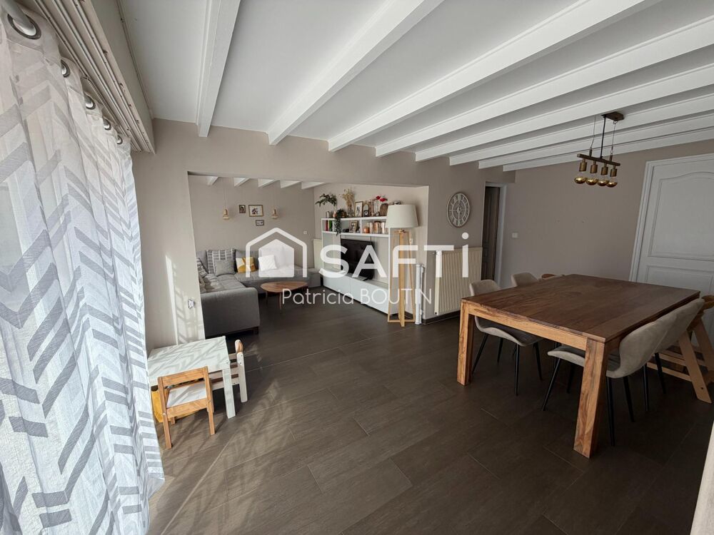 Vente Maison PAVILLON 6 CHAMBRES + DÉPENDANCES ET JARDIN A VILLIERS EN PLAINE Villiers-en-plaine
