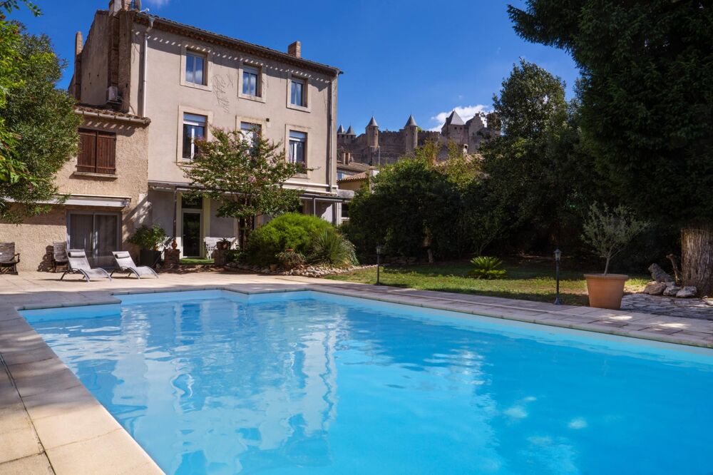 Propriété 450 m² avec piscine à Carcassonne
