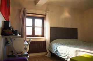  Maison � vendre 4 pi�ces 230 m�