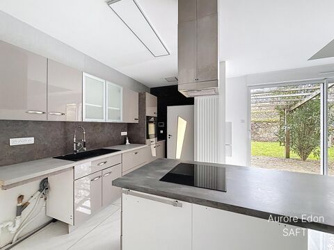   MAISON Maison - 6 pi�ce(s) - 142 m�