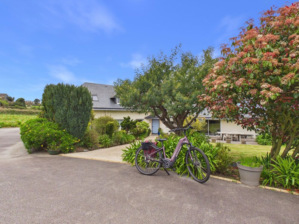 Carantec  Maison dexception avec vue mer imprenable et studio indépendant