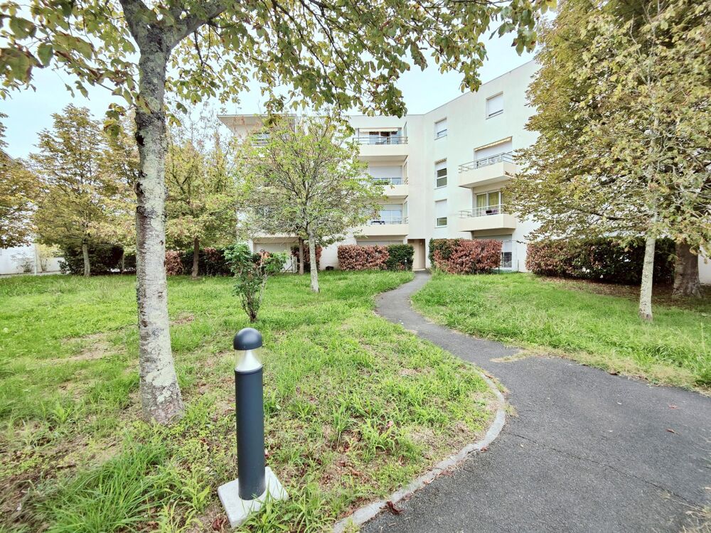 Vente Appartement T1 bis lumineux au calme, Tram B, parking-Terrasse Pessac