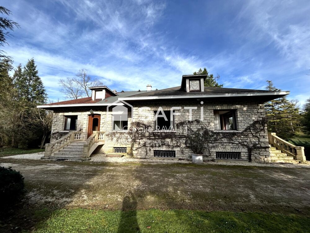 Propriété en pierre avec parc exceptionnel de 4,2 hectares au coeur de Nersac