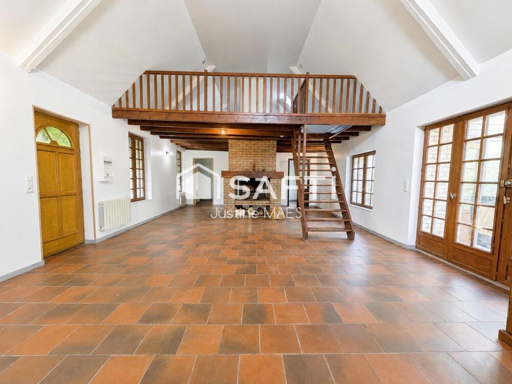 Vente Maison Propriété d'exception à Watten avec 3 logements indépendants et étang privé Watten