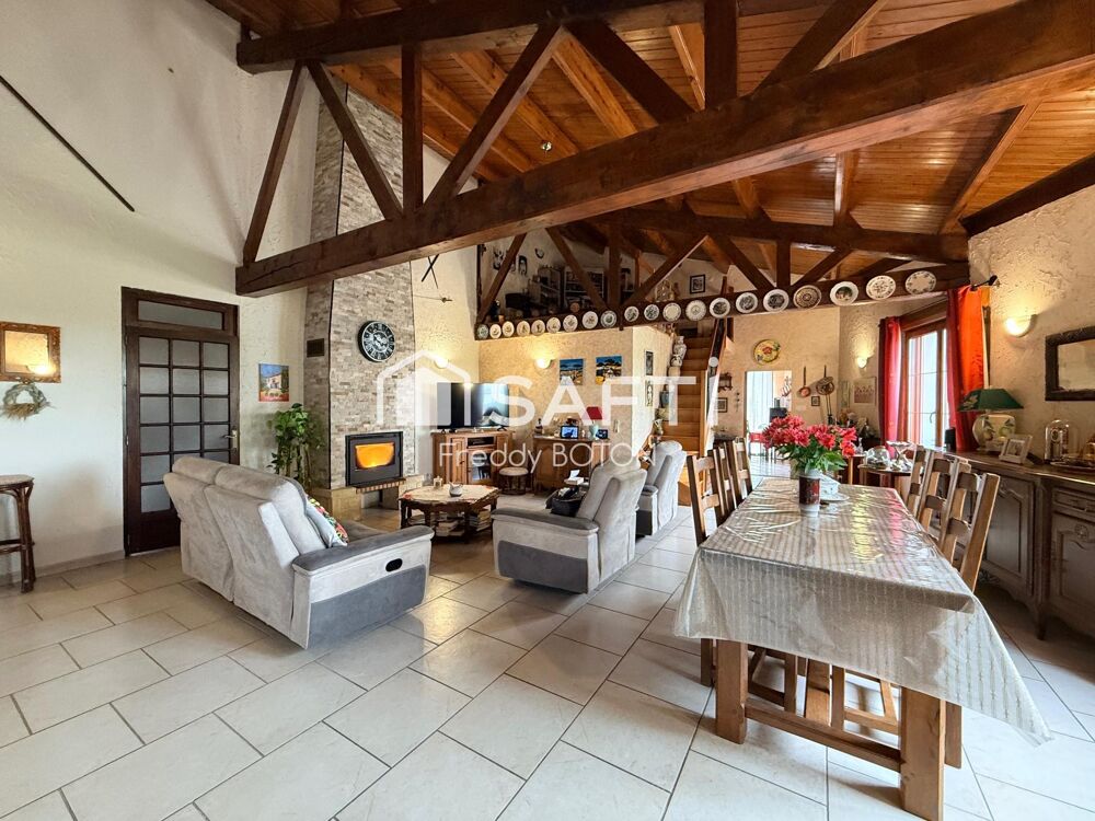 Vente Maison Volumes exceptionnels , double habitation , ouverture PVC double vitrage! Puy-de-serre