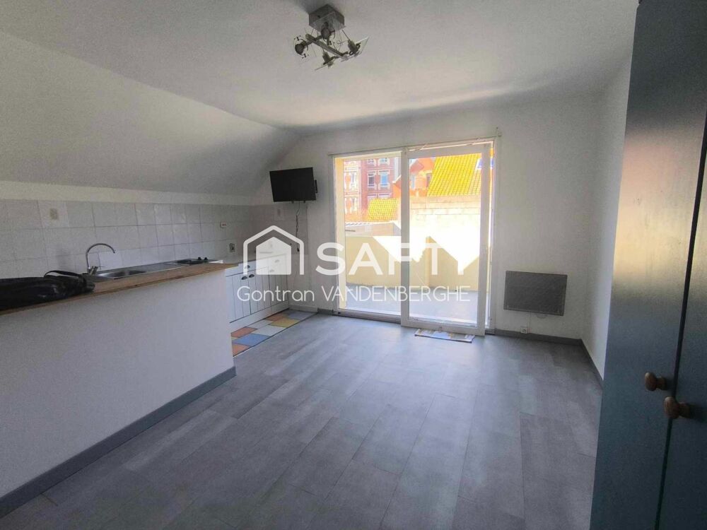 studio rénové à 200 mètre de la plage