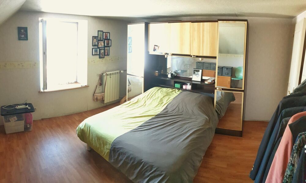Vente Maison Volumes rares et fort potentiel à Mélisey Melisey