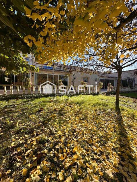   Grande maison en pierre avec piscine int�rieure Maison - 10 pi�ce(s) - 385 m�