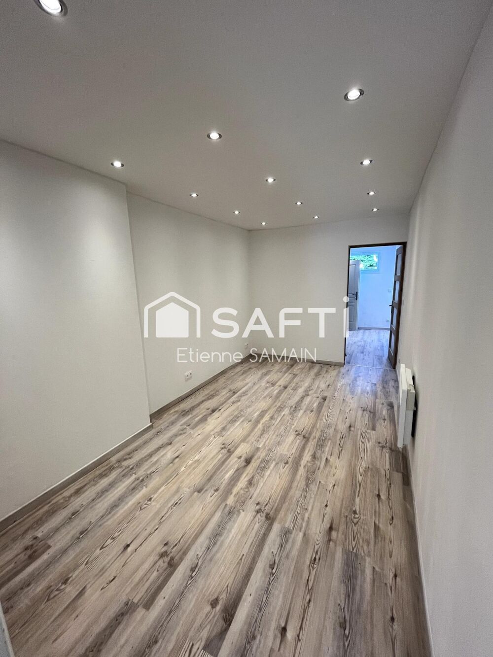 Vente Appartement local commercial pouvant etre facilement transformé Sin-le-noble