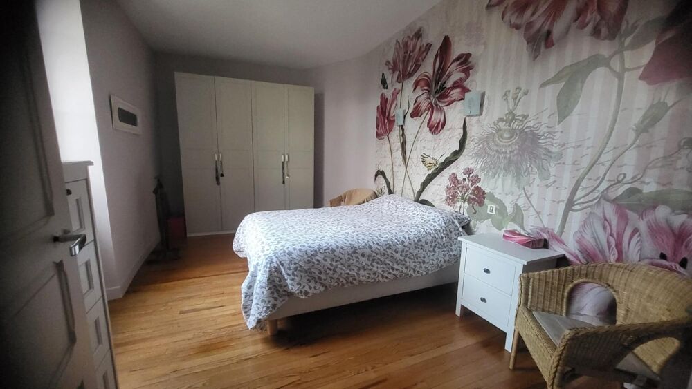 Béarnaise avec grange en galets, terrain de 1800 m2