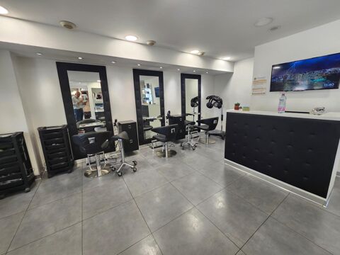 LOCAL COMMERCIAL 44000 06510 Gattieres