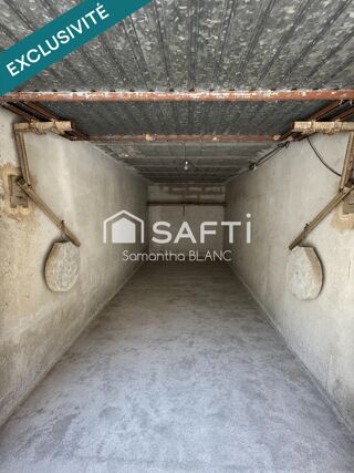  Parking / Garage à vendre 12 m²