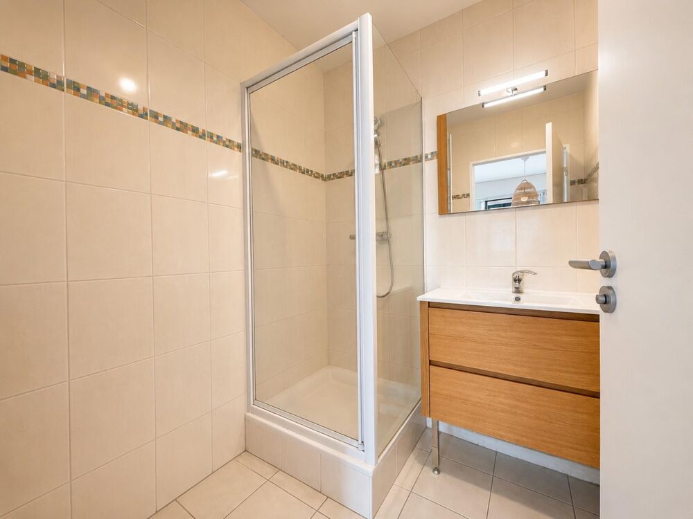Vente Appartement Appartement de 47 m² avec loggia et parking Bordeaux