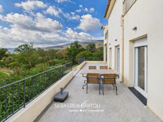  Maison à vendre 4 pièces 208 m²