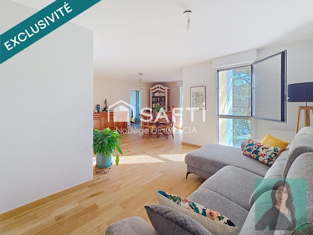 Grand appartement T3bis /4 centre castanet avec cellier + parking