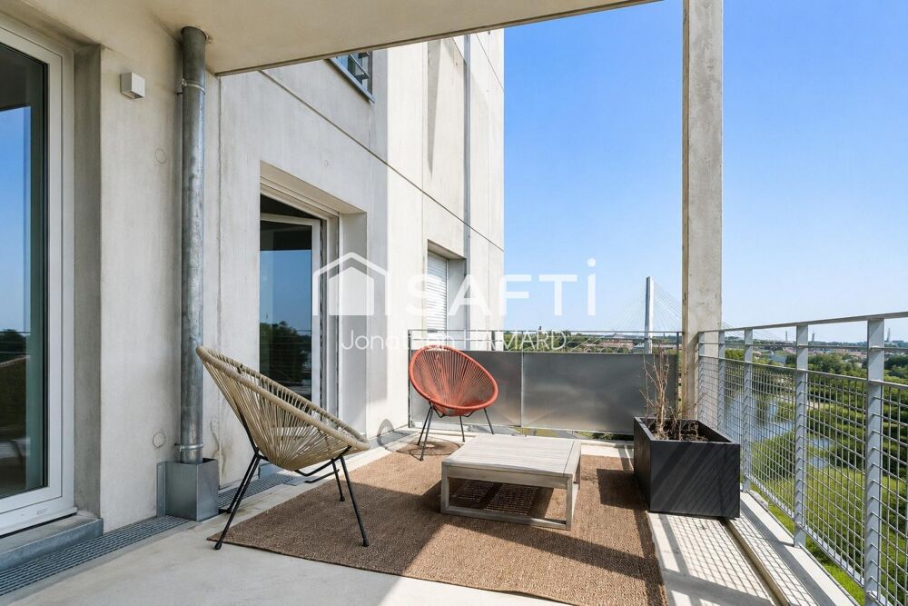 Appartement neuf avec terrasses et vue imprenable sur la Loire, à deux pas de la Gare Sud SNCF